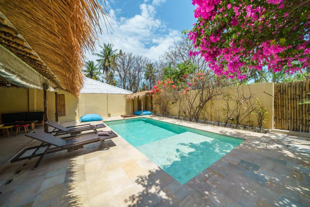 Villa Matahari - Cute 1 Bdr Villa With Private Pool Гили-Мено Экстерьер фото